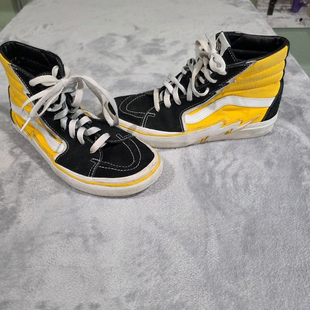 Vans Sk8 Hi Black And Yellow Lightning Bolt Mens Size 7/‎ Womens Size 8.5
